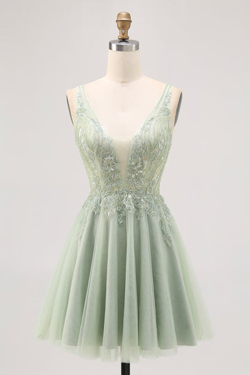 Green A-line Tulle Backless Beaded Short Homecoming Dress with Sequins